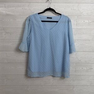 Emery Rose Women’s Light Blue Swiss Dot Blouse. Size L